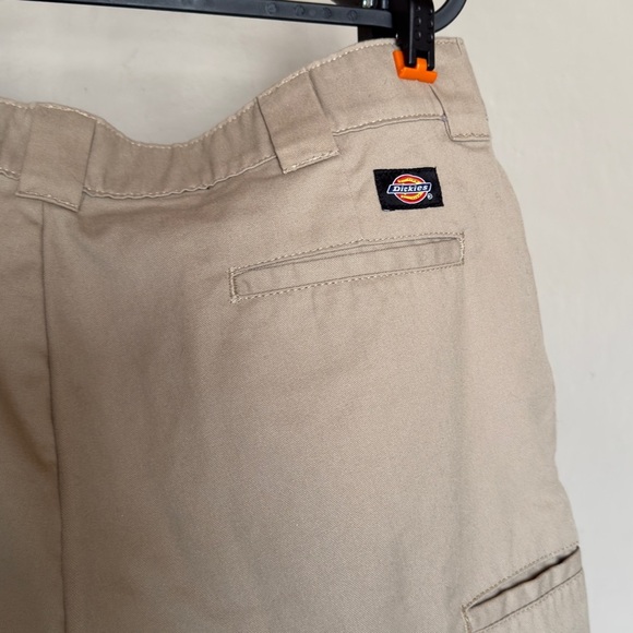 Dickies FLEX Relaxed Fit Work Shorts, 11" - Picture 7 of 13